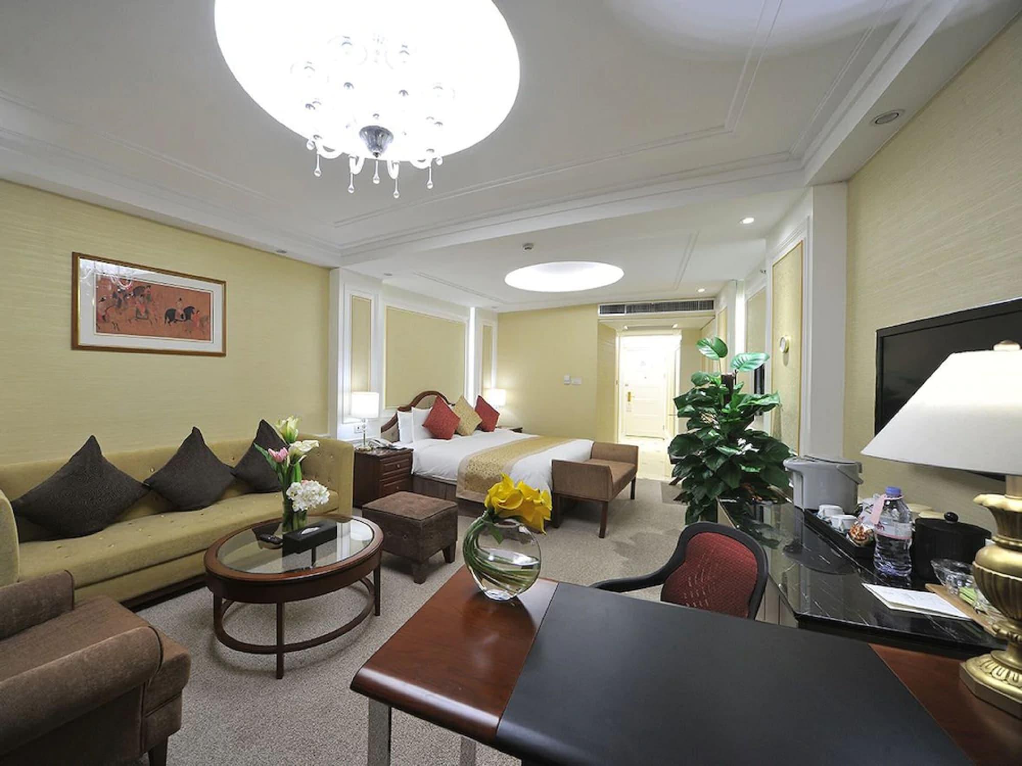 Central Hotel Shanghai - Nanjing Road Экстерьер фото
