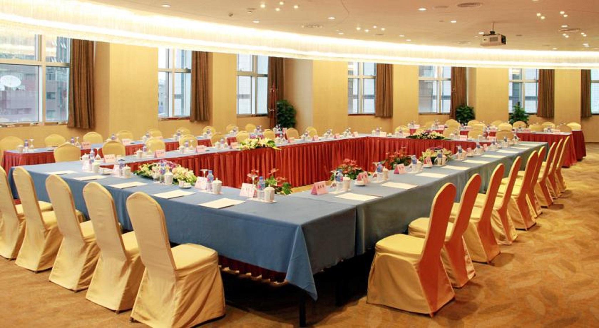 Central Hotel Shanghai - Nanjing Road Экстерьер фото