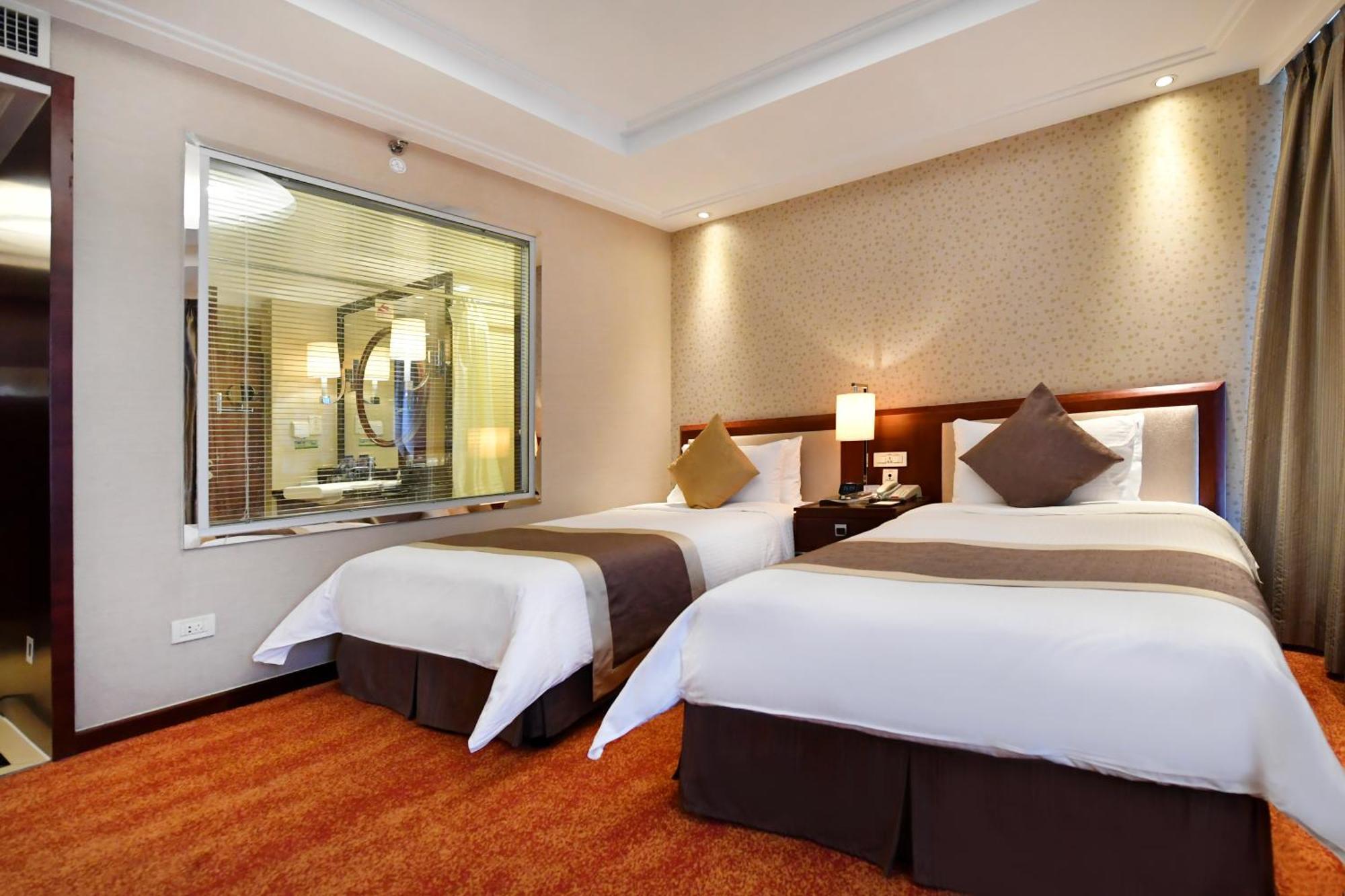 Central Hotel Shanghai - Nanjing Road Экстерьер фото